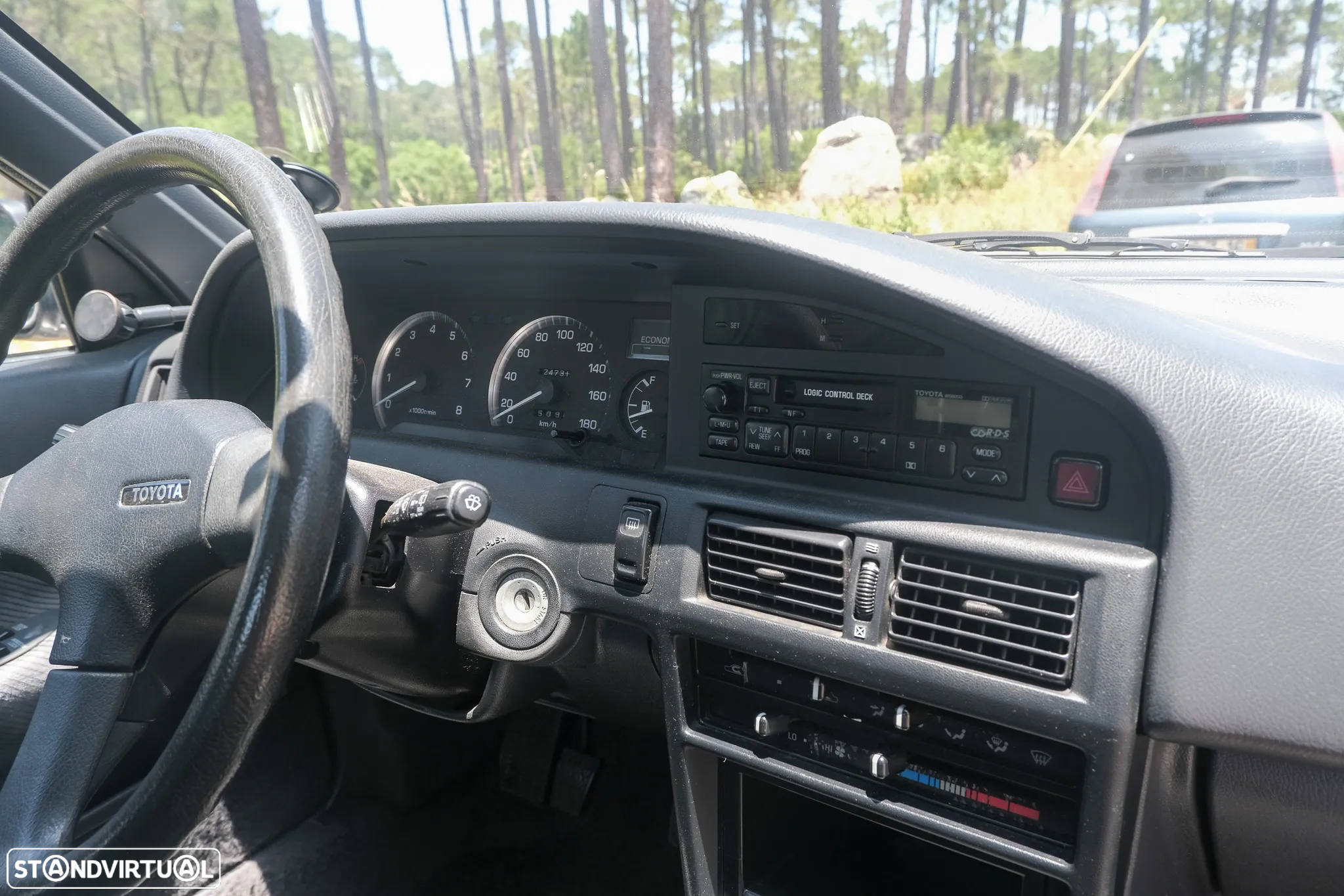 Toyota Corolla - 10