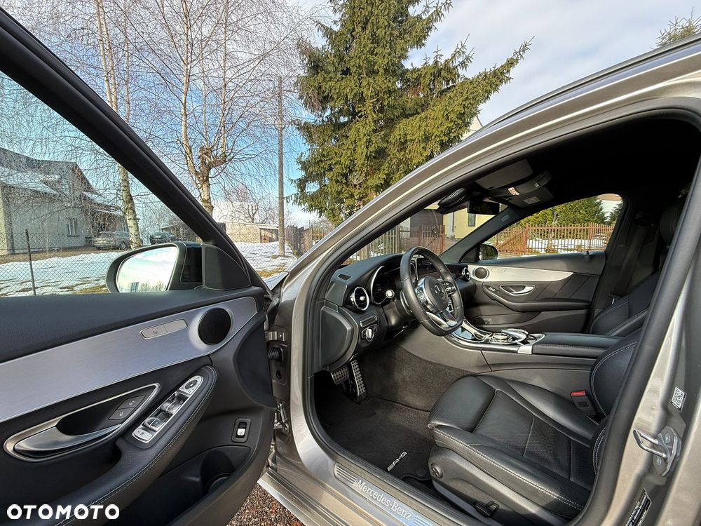 Mercedes-Benz Klasa C 180 9G-TRONIC AMG Line - 14