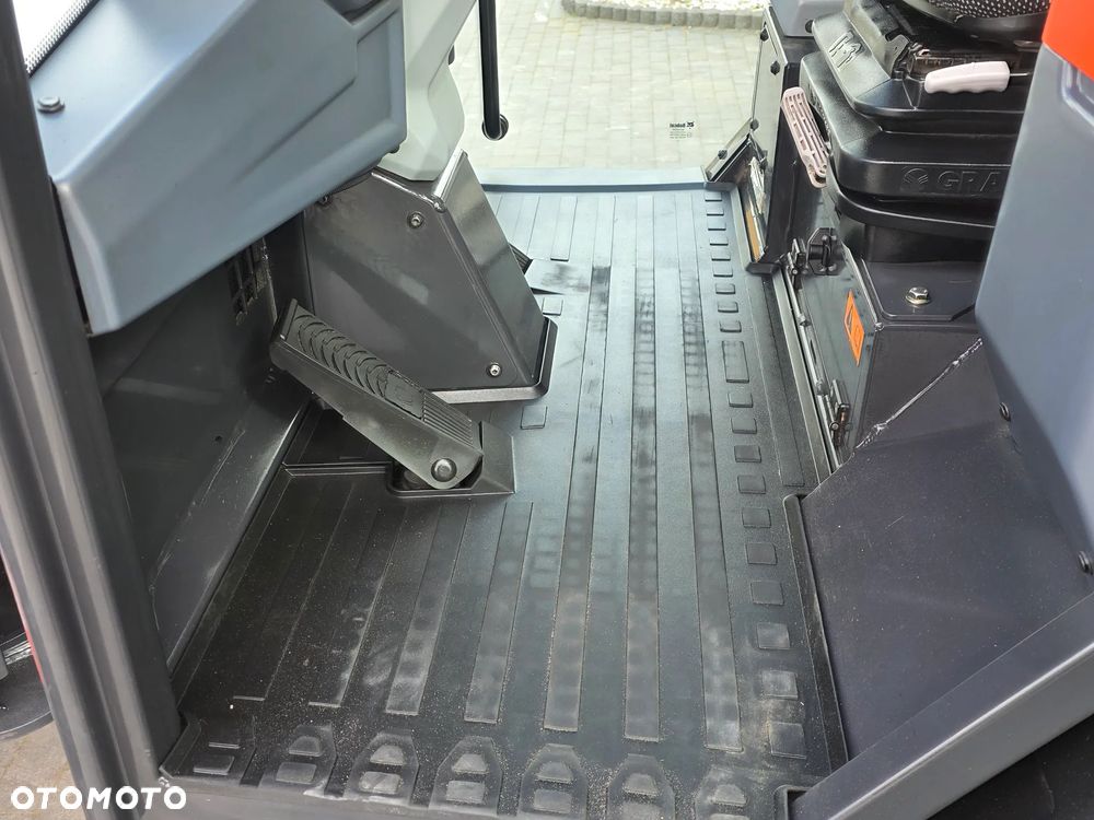 Bobcat Bobcat Ładowarka kołowa Bobcat L 85 jak nowa sprowadzona z Niemiec zadbana łyżka widły serwisowana Cat kamera - 36