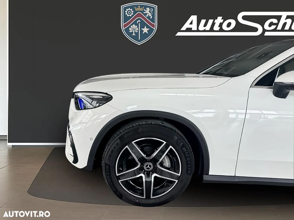 Mercedes-Benz GLC 200 4Matic 9G-TRONIC AMG Line Advanced - 12
