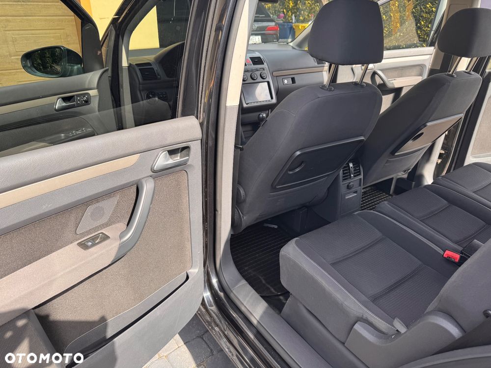 Volkswagen Touran 2.0 TDI DPF Highline Perfectline - 9