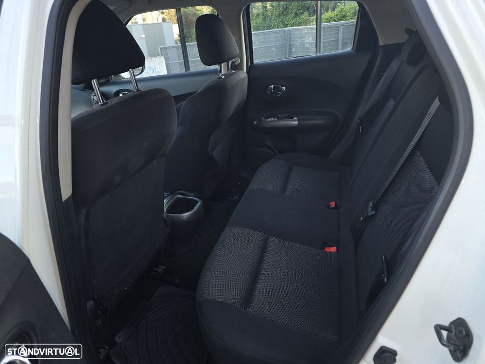 Nissan Juke 1.6 CVT Acenta - 11