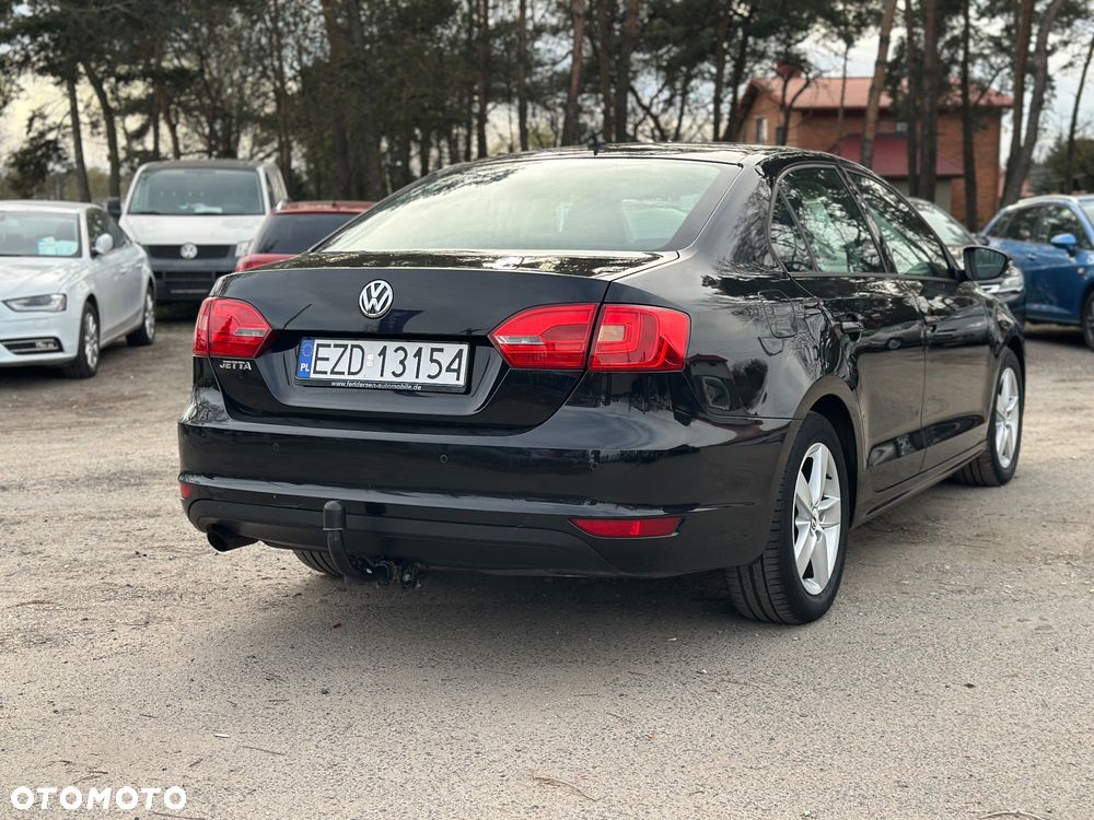 Volkswagen Jetta 1.2 TSI BlueMotion Technology Trendline - 9