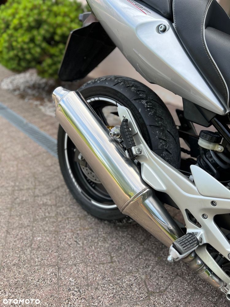 Honda CBF - 11