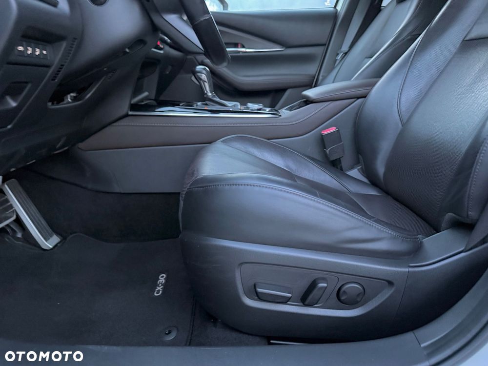 Mazda CX-30 SKYACTIV-X 2.0 M-Hybrid SELECTION - 12
