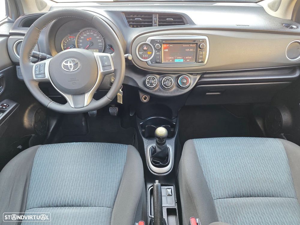 Toyota Yaris 1.0 VVT-i Comfort+P.Style - 5