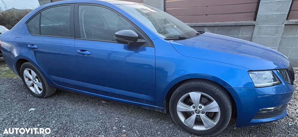 Skoda Octavia - 2