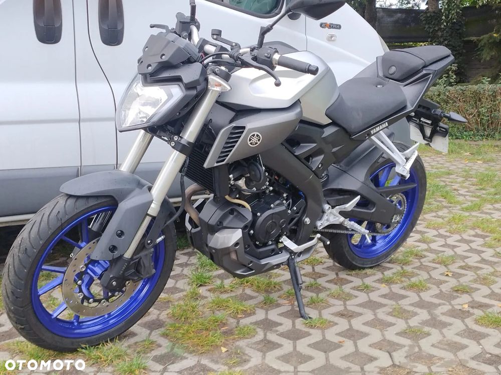 Yamaha MT - 7