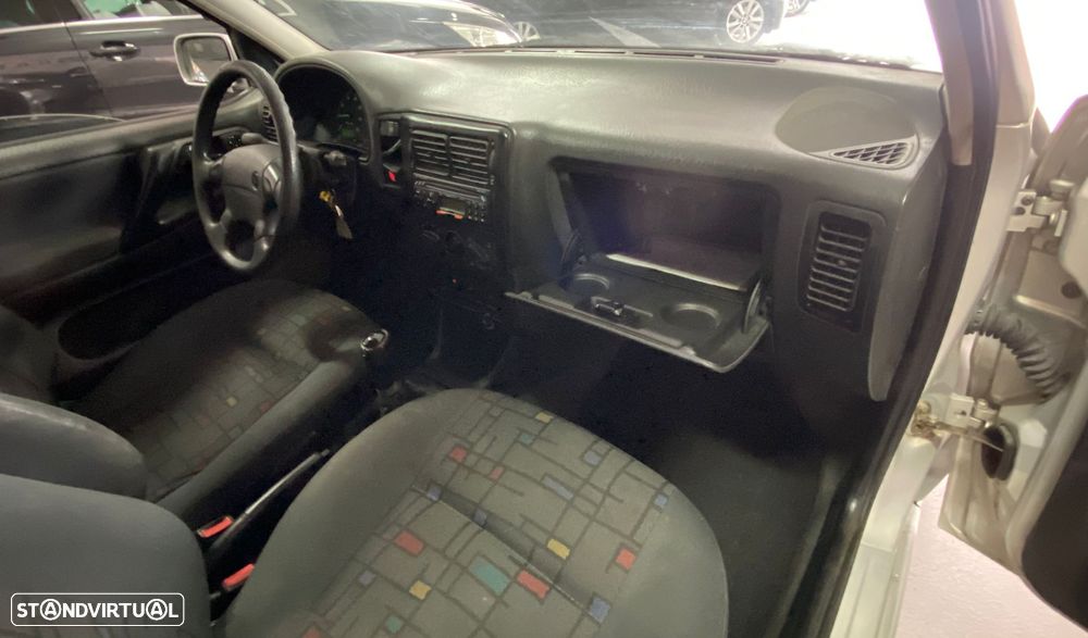 VW Polo 1.0 Fox - 14