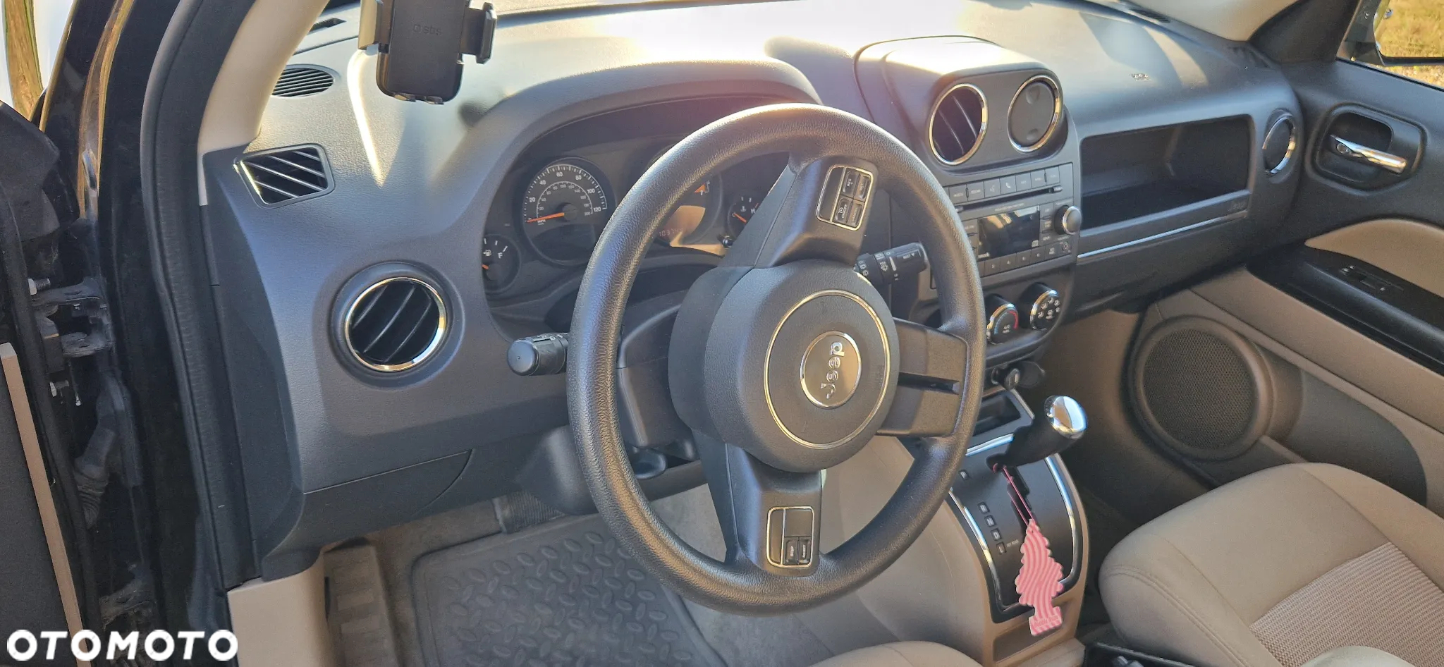 Jeep Patriot - 8