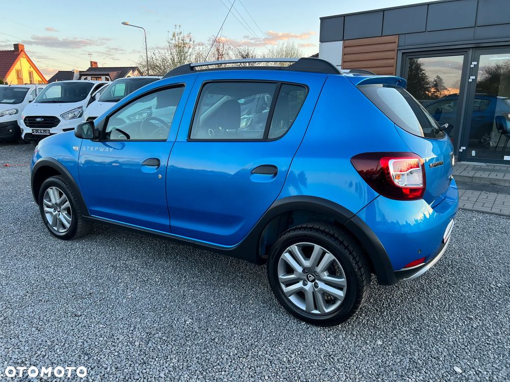 Dacia Sandero Stepway TCe 90 (S&S) Celebration - 5