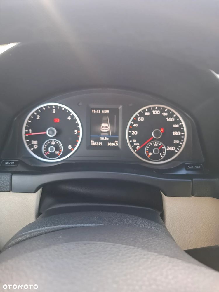 Volkswagen Tiguan - 31