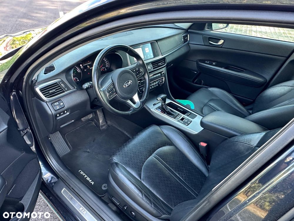 Kia Optima Plug-in Hybrid - 16