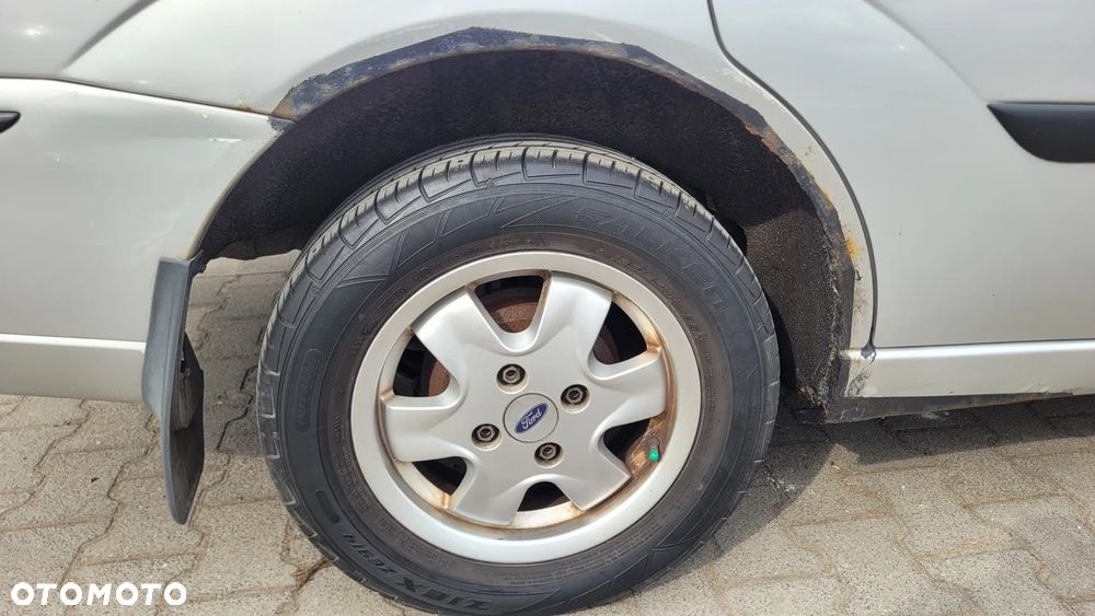 Ford Focus 1.6 FX Gold - 13