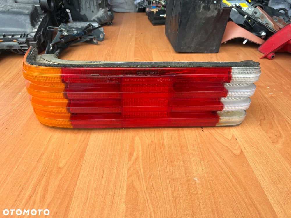 LAMPA TYŁ TYLNA LEWA MERCEDES SL SLC R107 C107 W107 1078200964 - 1