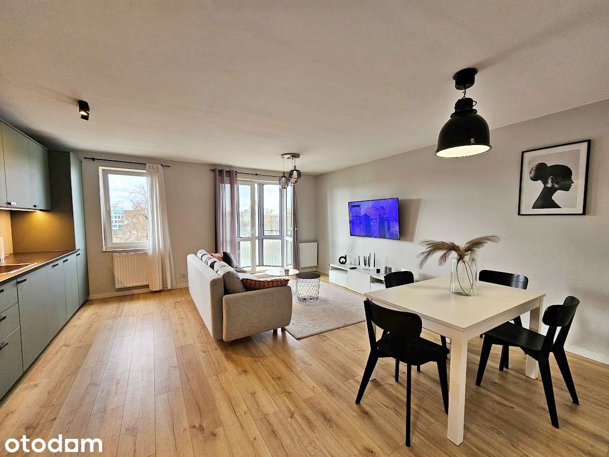 Salon z aneksem, 2 pokoje, balkon, Wyspa Słodowa/ Bema / Bez Prowizji