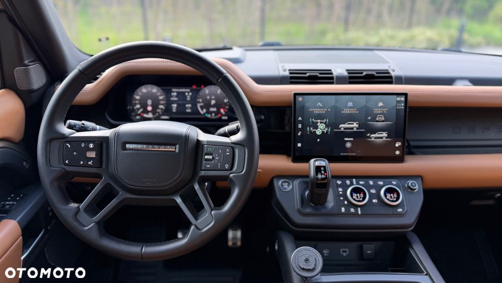 Land Rover Defender 3.0 D300 mHEV - 25