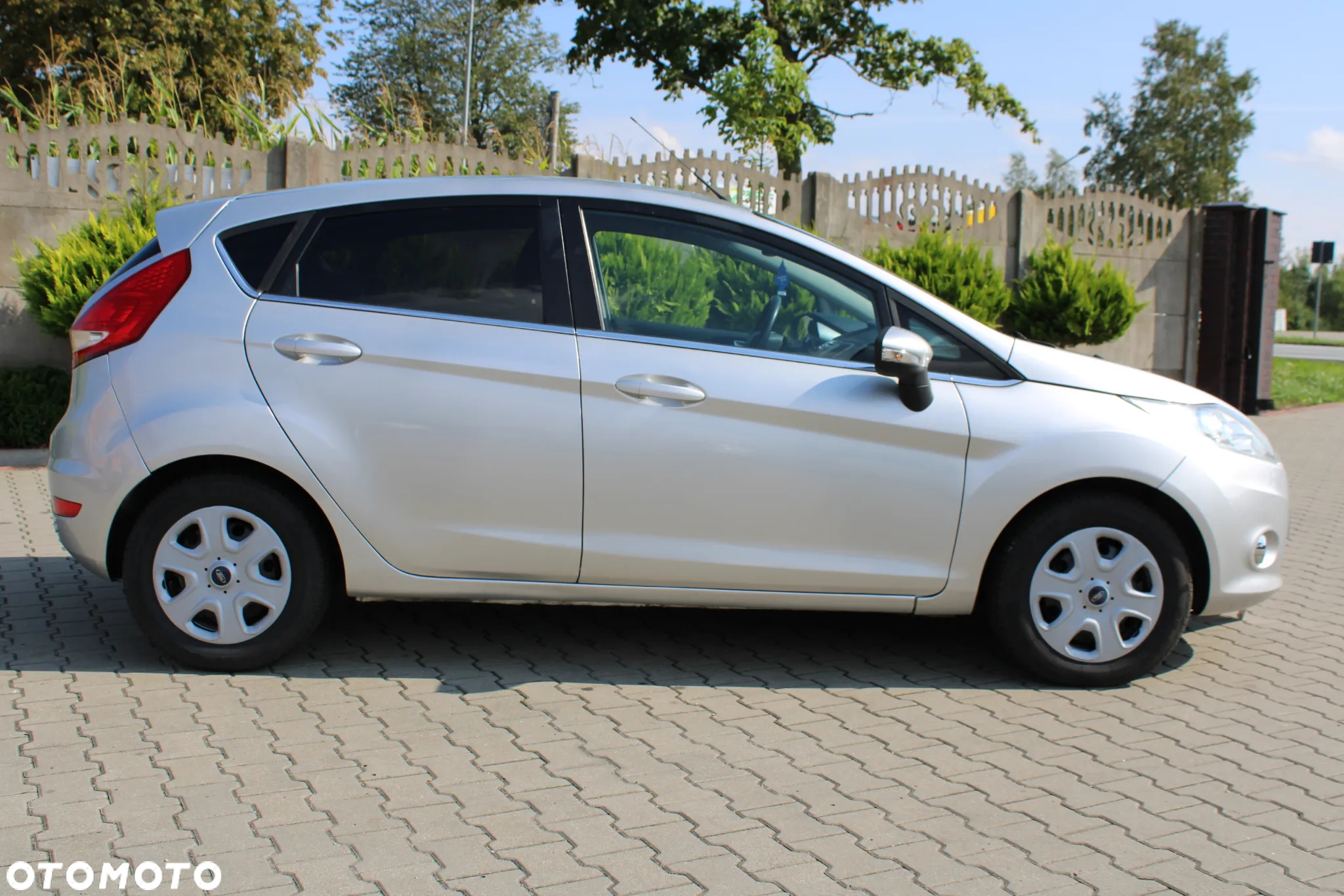 Ford Fiesta 1.6 TDCi DPF Trend - 10