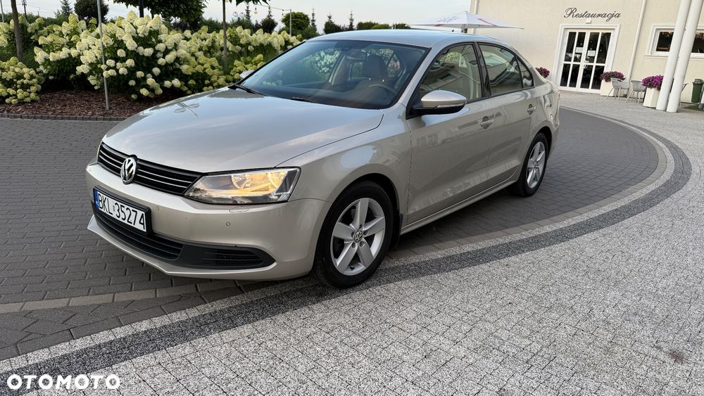 Volkswagen Jetta 1.2 TSI Trendline Optimum - 11