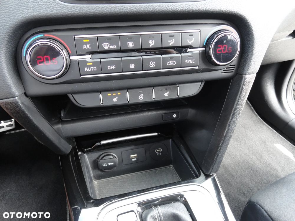 Kia Ceed 1.5 T-GDI DCT7 OPF GT Line - 18