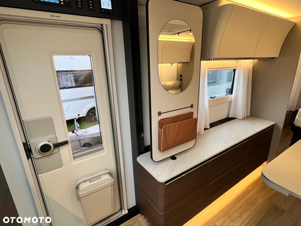 Adria Alpina 663 HT - 14