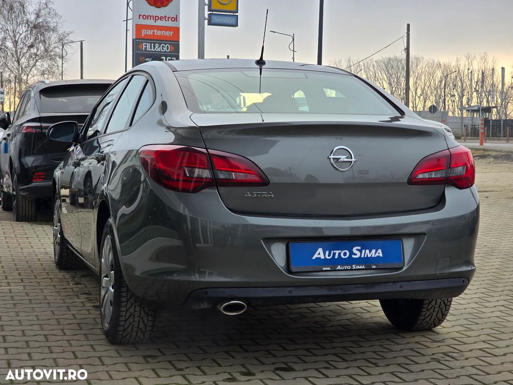 Opel Astra - 5