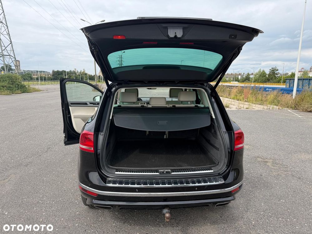 Volkswagen Touareg 3.0 V6 TDI BMT Perfectline R-Style - 6