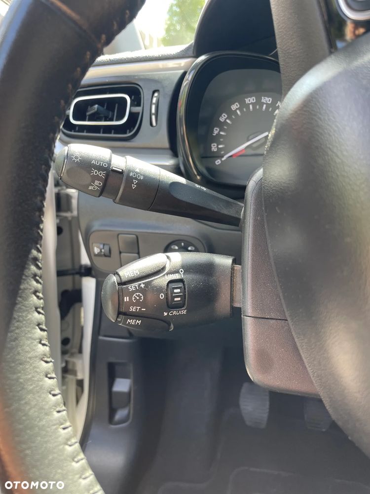 Citroën C3 1.2 PureTech Shine - 17