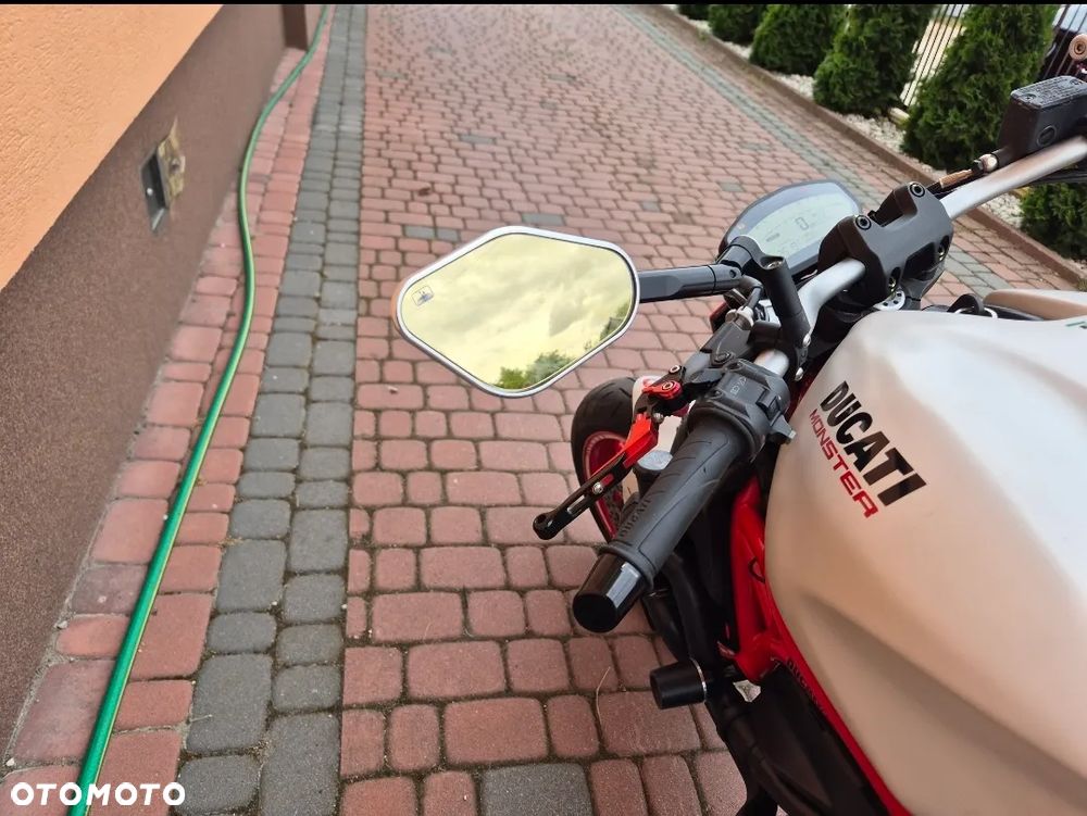Ducati Monster - 13