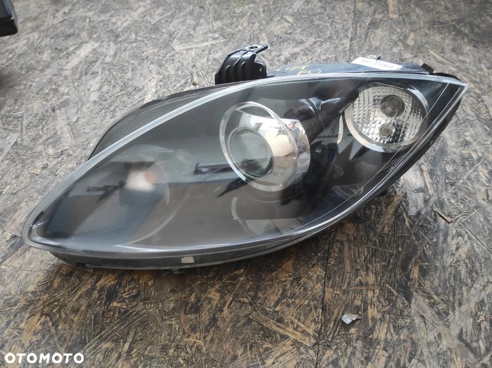 LAMPA LEWA PRZEDINA LEWY PRZÓD OE EUROPA XENON SEAT LEON 2 LIFT ALTEA LIFT ALTEA XL LIFT TOLEDO 3 LIFT 5P1941007C CAŁA WYSYŁKA !!!!!! - 1