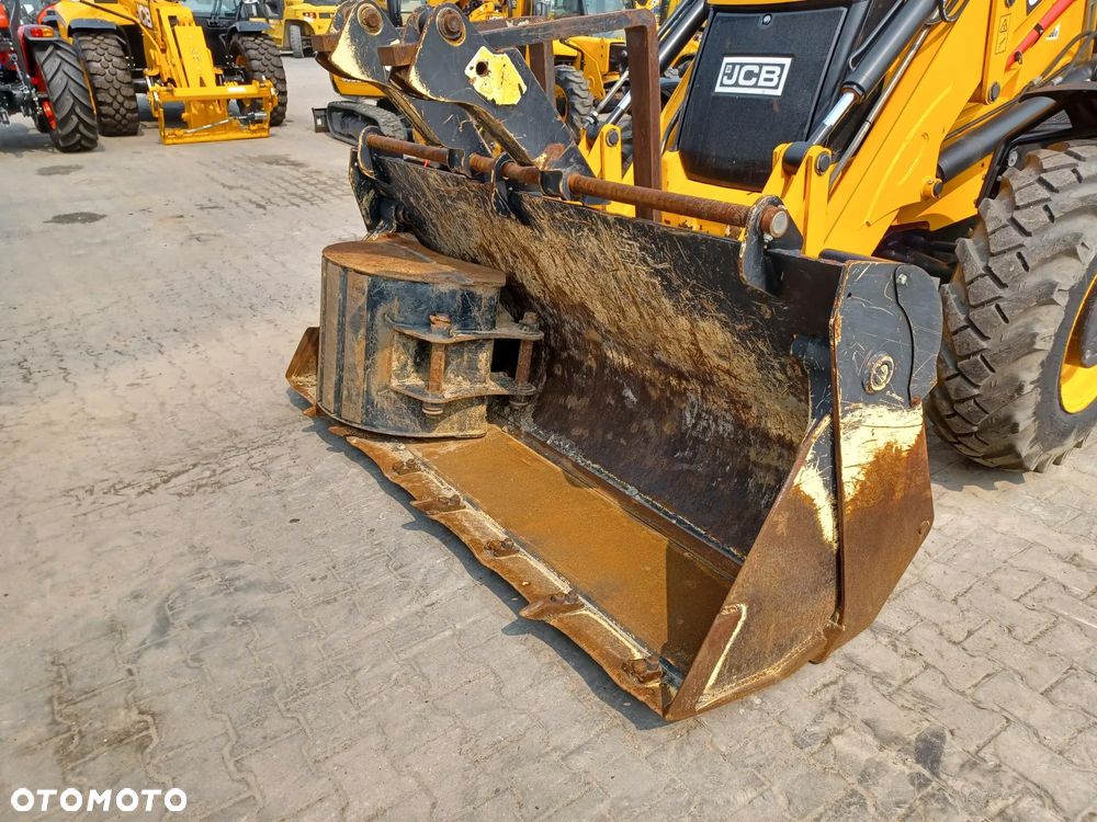 JCB 3CX Plus AEC - 9