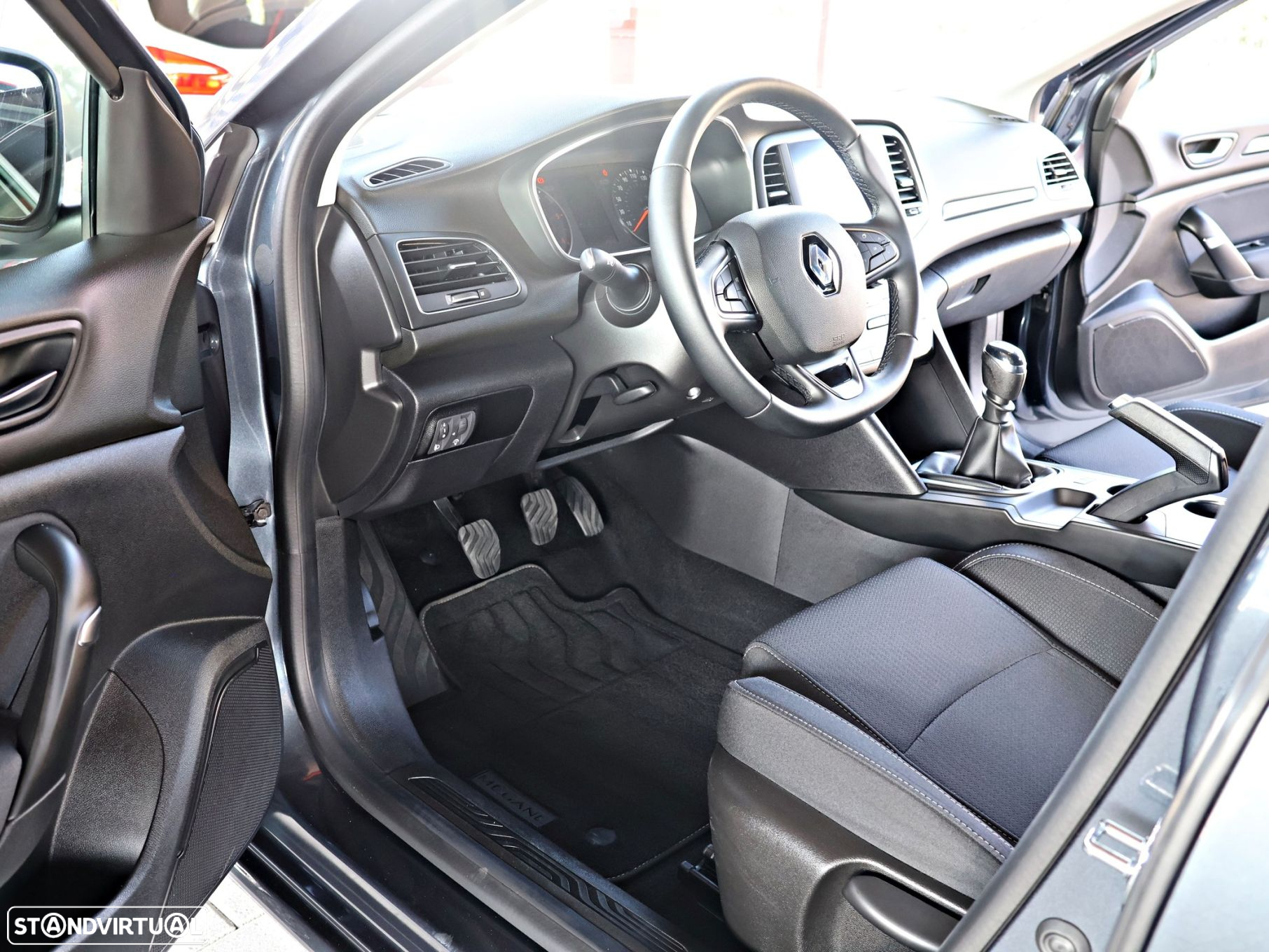 Renault Mégane Sport Tourer 1.5 Blue dCi Equilibre - 18