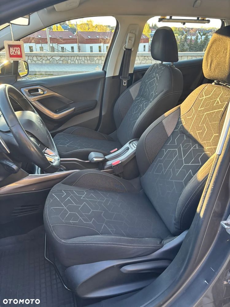 Peugeot 2008 e-HDi FAP 92 ETG6 STOP & START Allure - 5