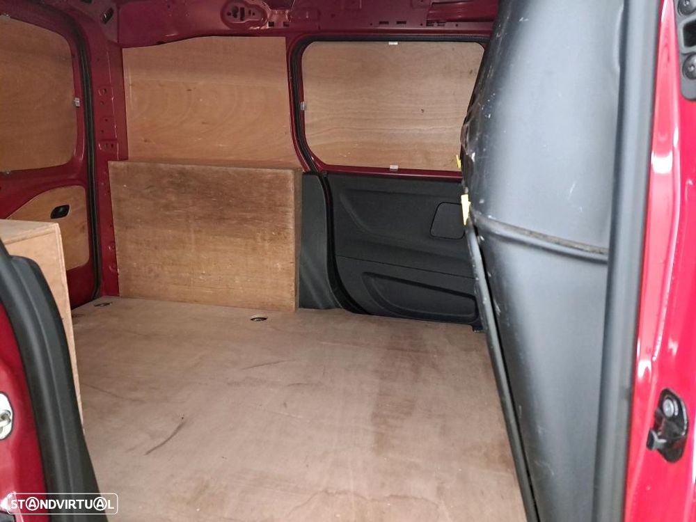 Peugeot Partner Asphalt 1.6 HDi 100cv Câmara CarPlay IVA Dedutível - 5