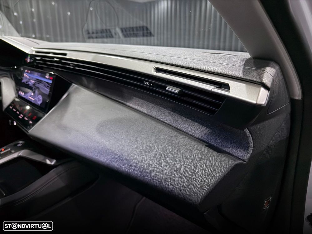 Peugeot 308 1.2 PureTech Allure Pack EAT8 - 32