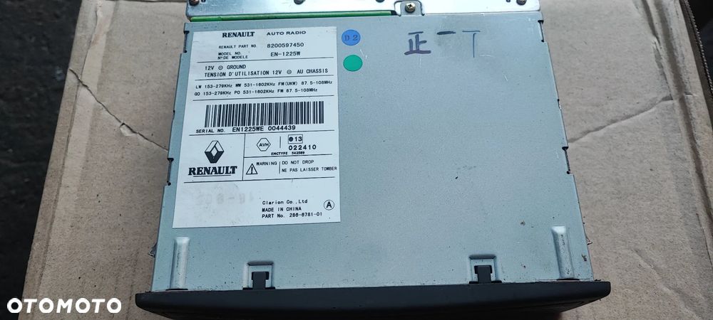 TUNER RADIA CABASSE  Laguna Espace IV LIFT 8200597450 - 2