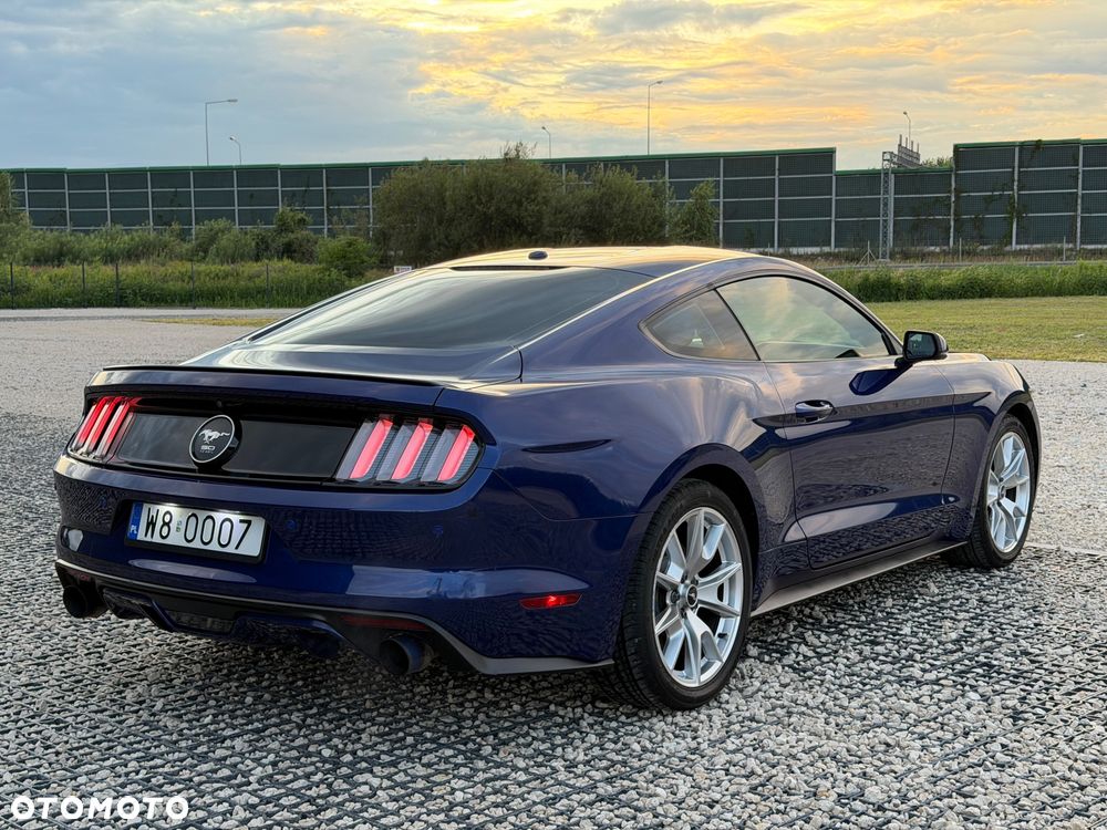 Ford Mustang 2.3 Eco Boost - 10