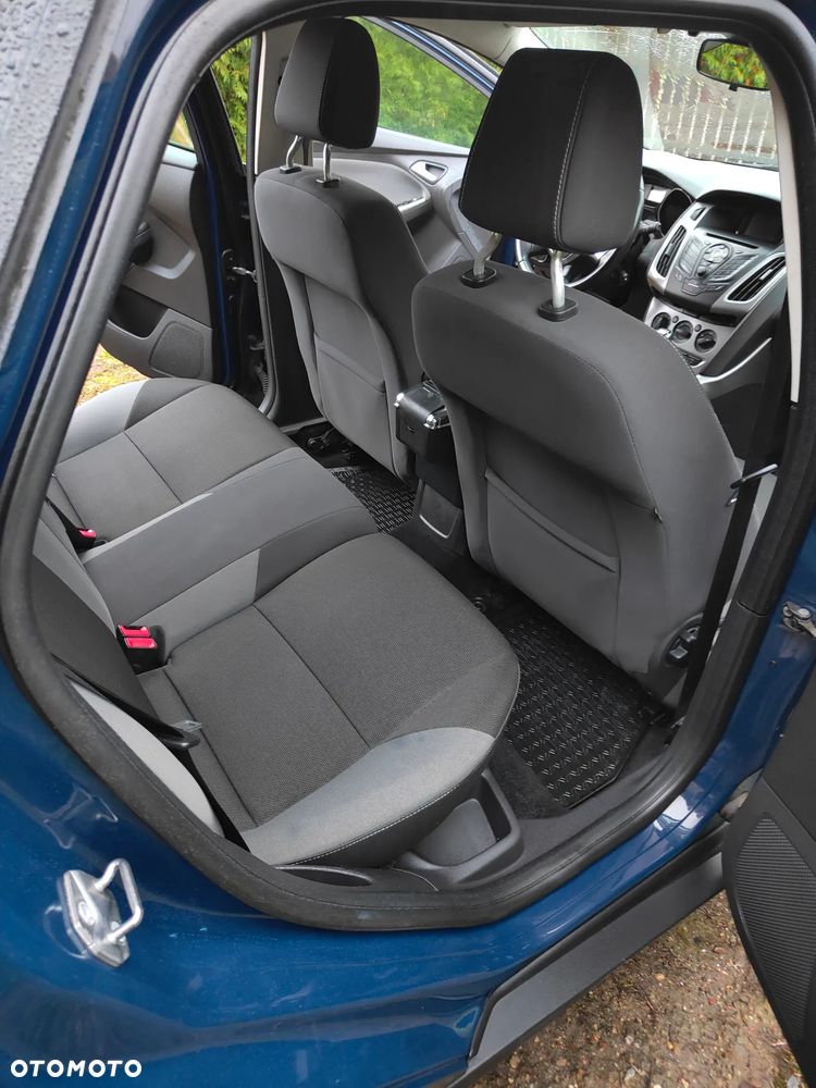 Ford Focus - 8