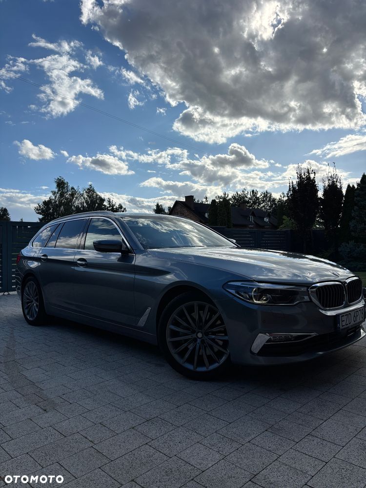 BMW Seria 5 530d xDrive Luxury Line - 28
