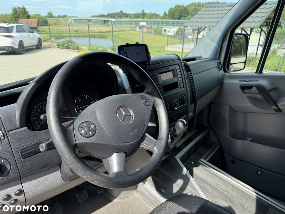 Mercedes-Benz Sprinter 519 3.0 V6 24 miejsca turystyczny - 8