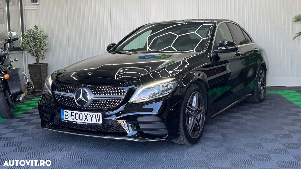 Mercedes-Benz C 200 9G-TRONIC AMG Line - 2