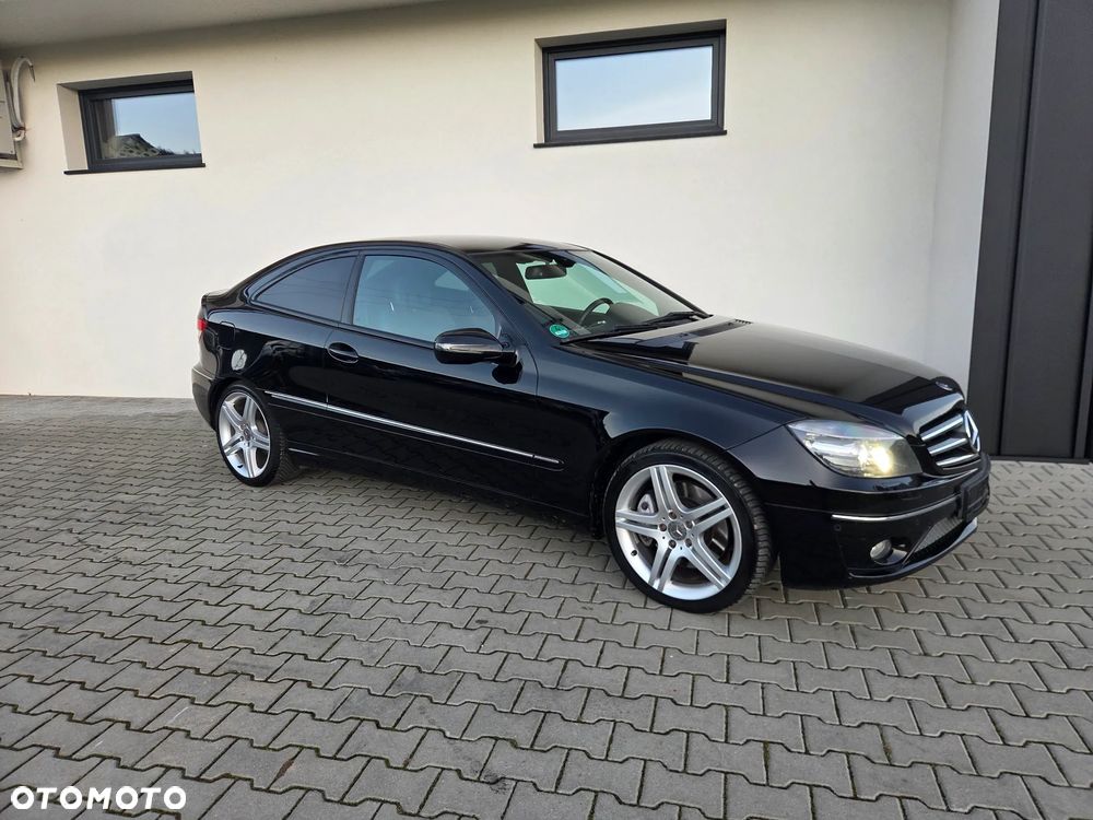 Mercedes-Benz CLC - 16