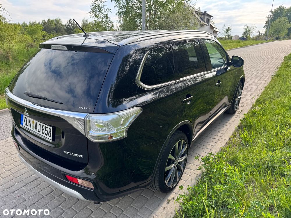 Mitsubishi Outlander 2.2 DI-D 4WD Intense - 10