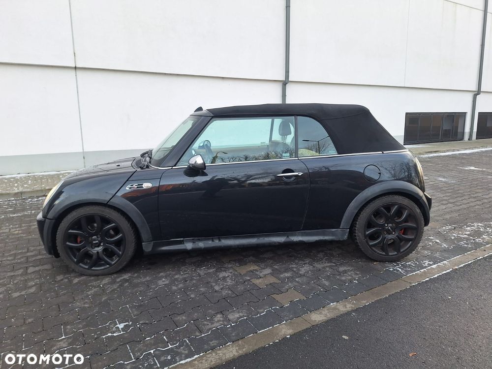 MINI Cooper S Sidewalk - 13