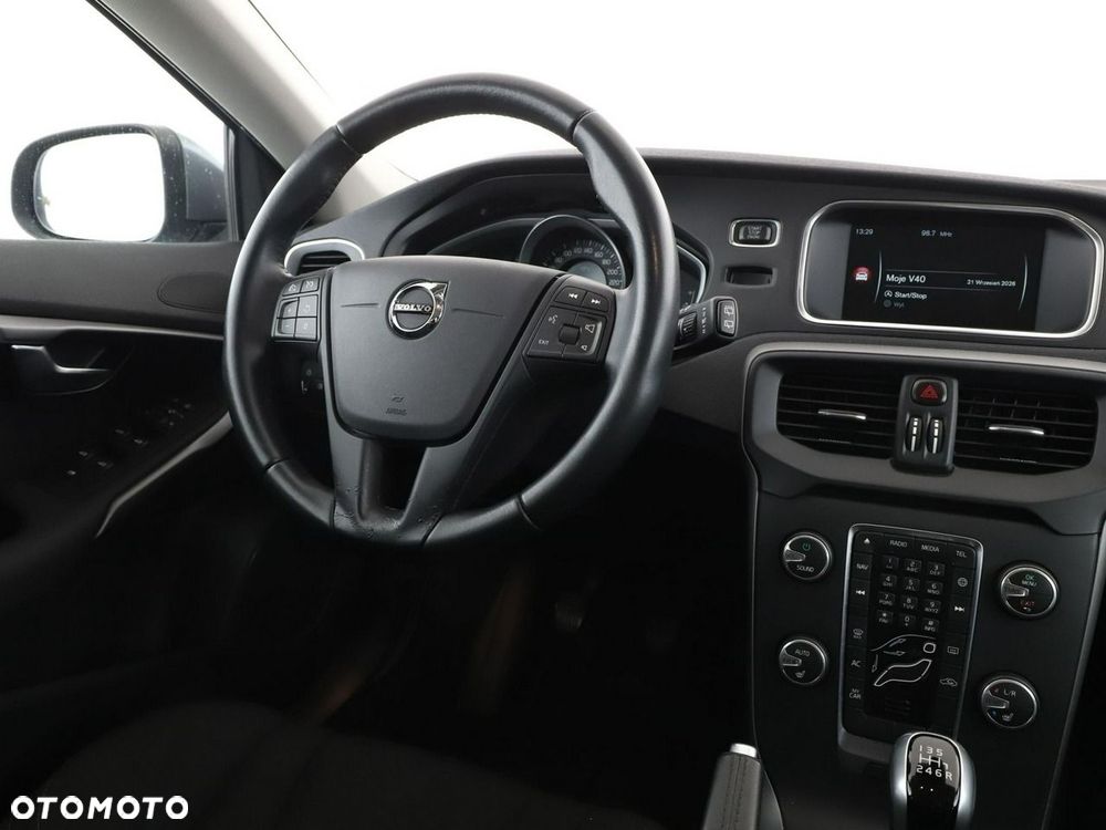 Volvo V40 T2 Kinetic - 17