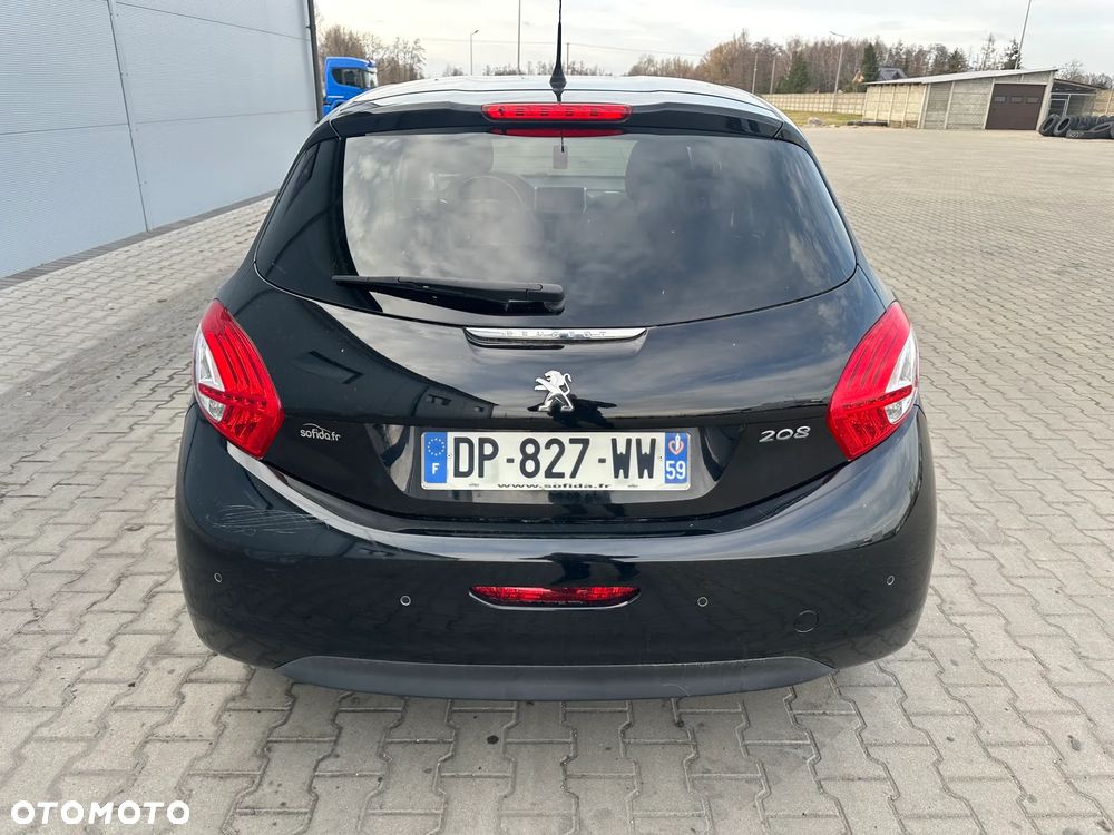 Peugeot 208 82 PureTech Style - 4