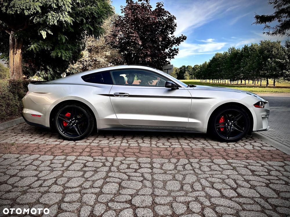 Ford Mustang - 5