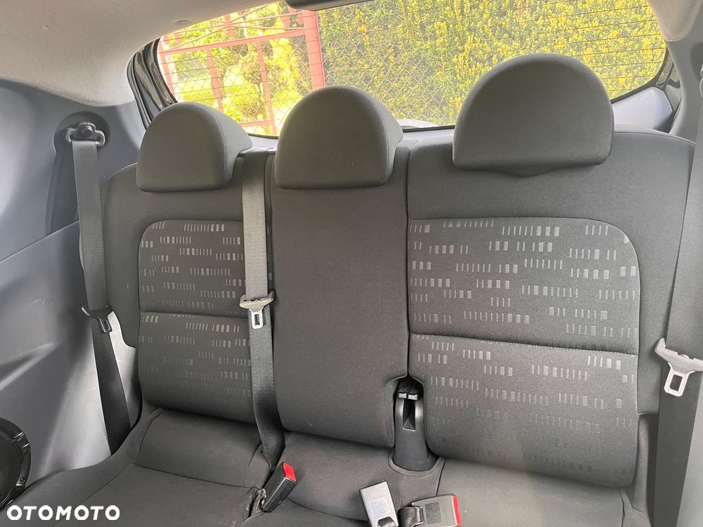 Mitsubishi Colt 1.3 Inform - 14