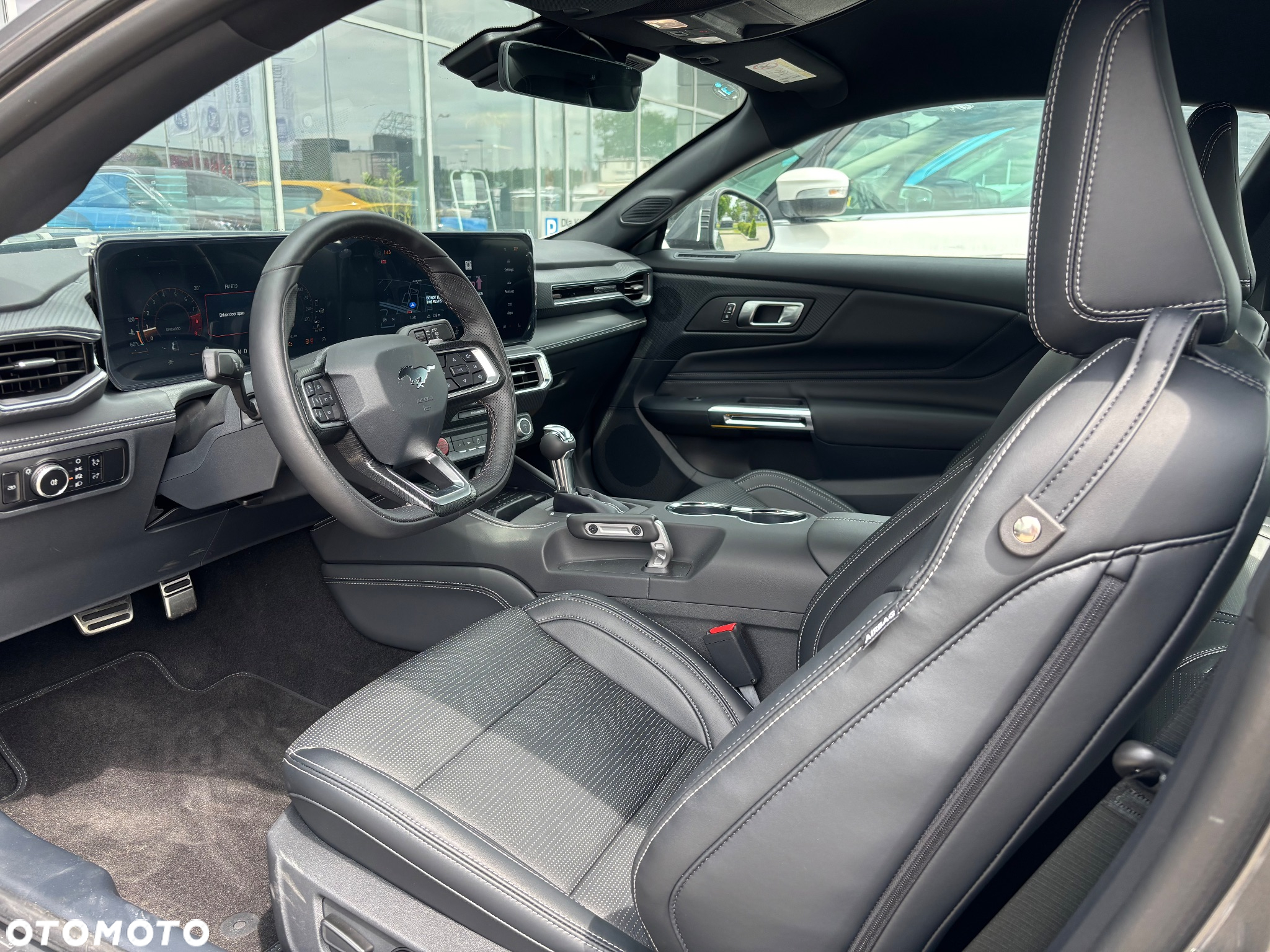 Ford Mustang 5.0 V8 GT - 14