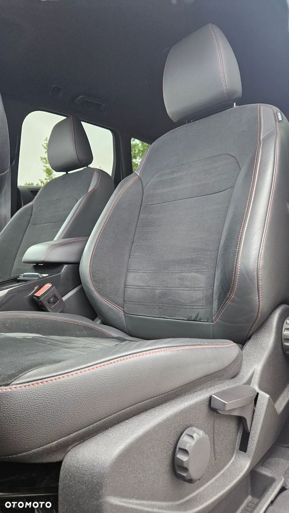 Ford Kuga 2.0 TDCi 4x4 ST-Line - 18